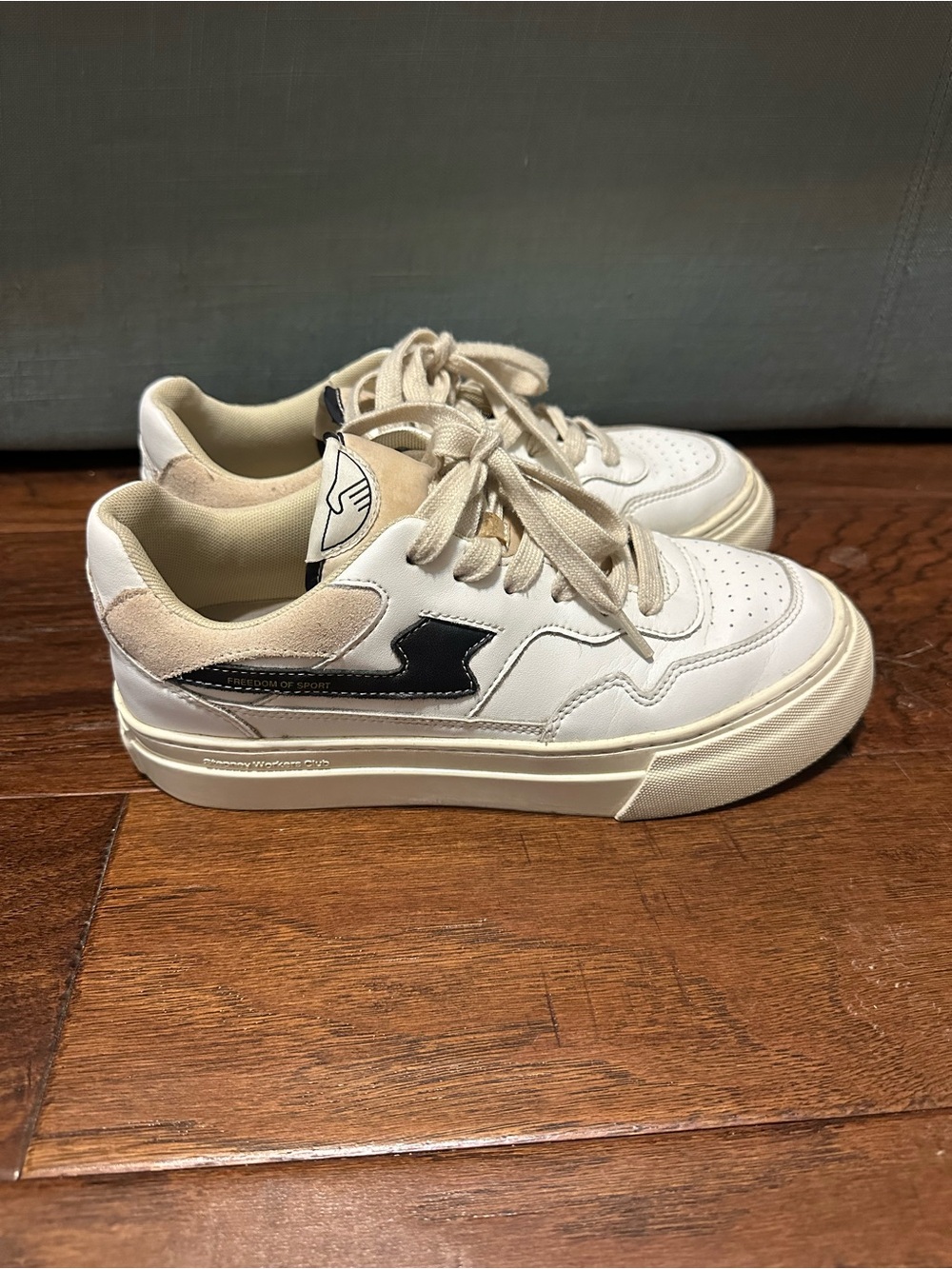 Stepney Workers Club White and Black Pearl S- Strike Leather Sneakers